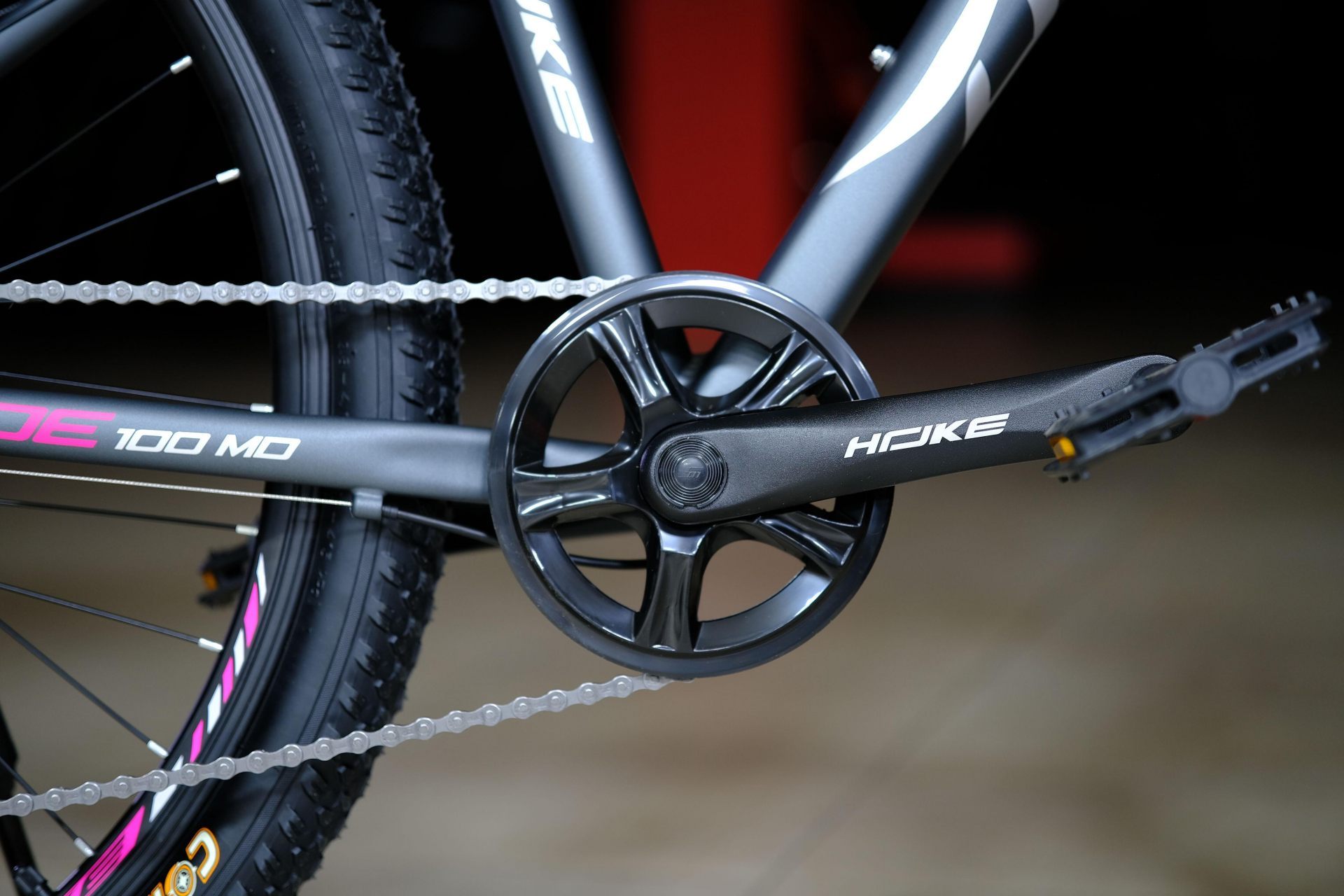 Система (шатун) алюминий 36T под квадрат
 HOKE Jade 100 MD матовый серый-розовый 19